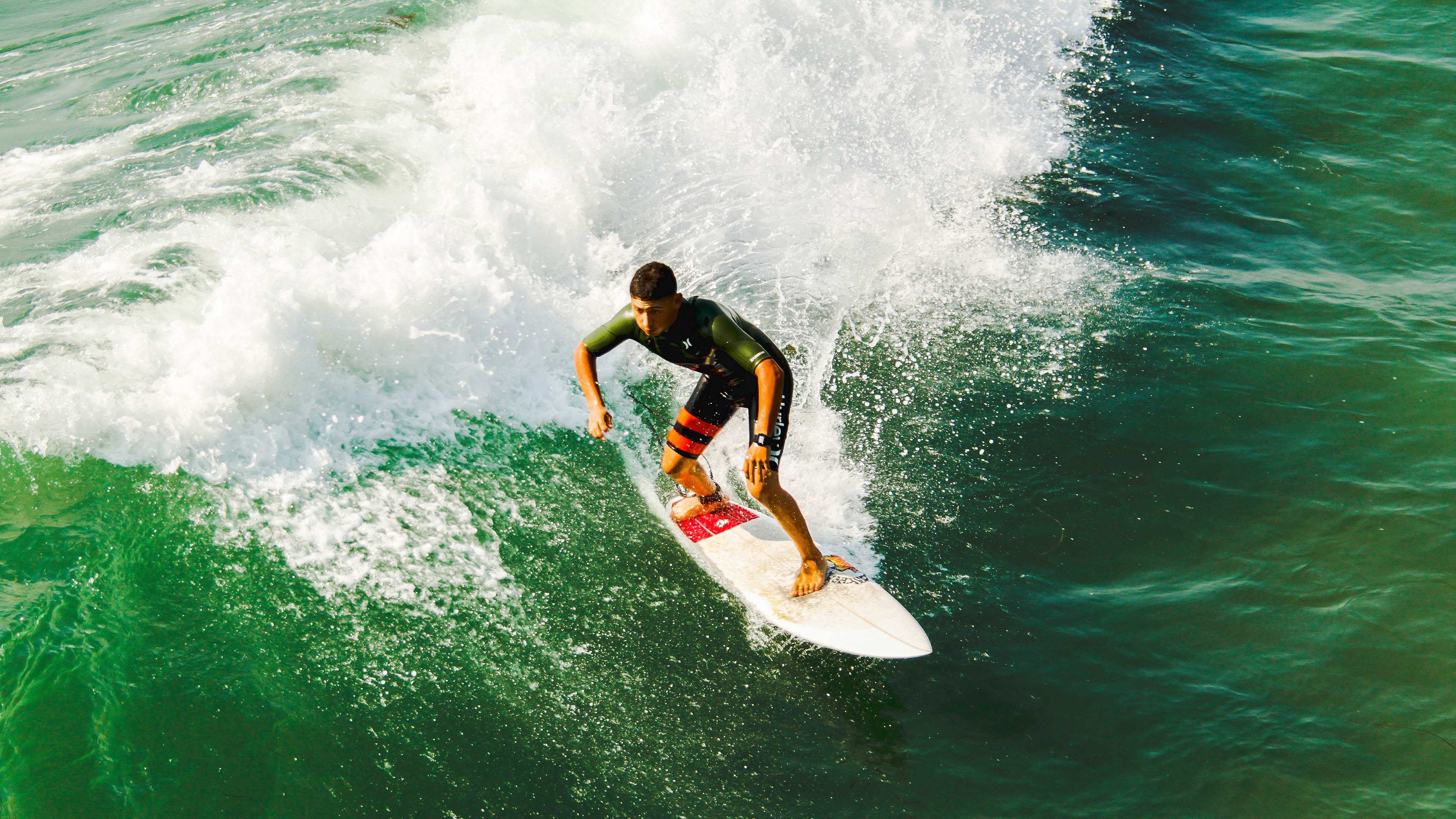 运动员互动:赛事期间的精彩交流,运动员交流协议书